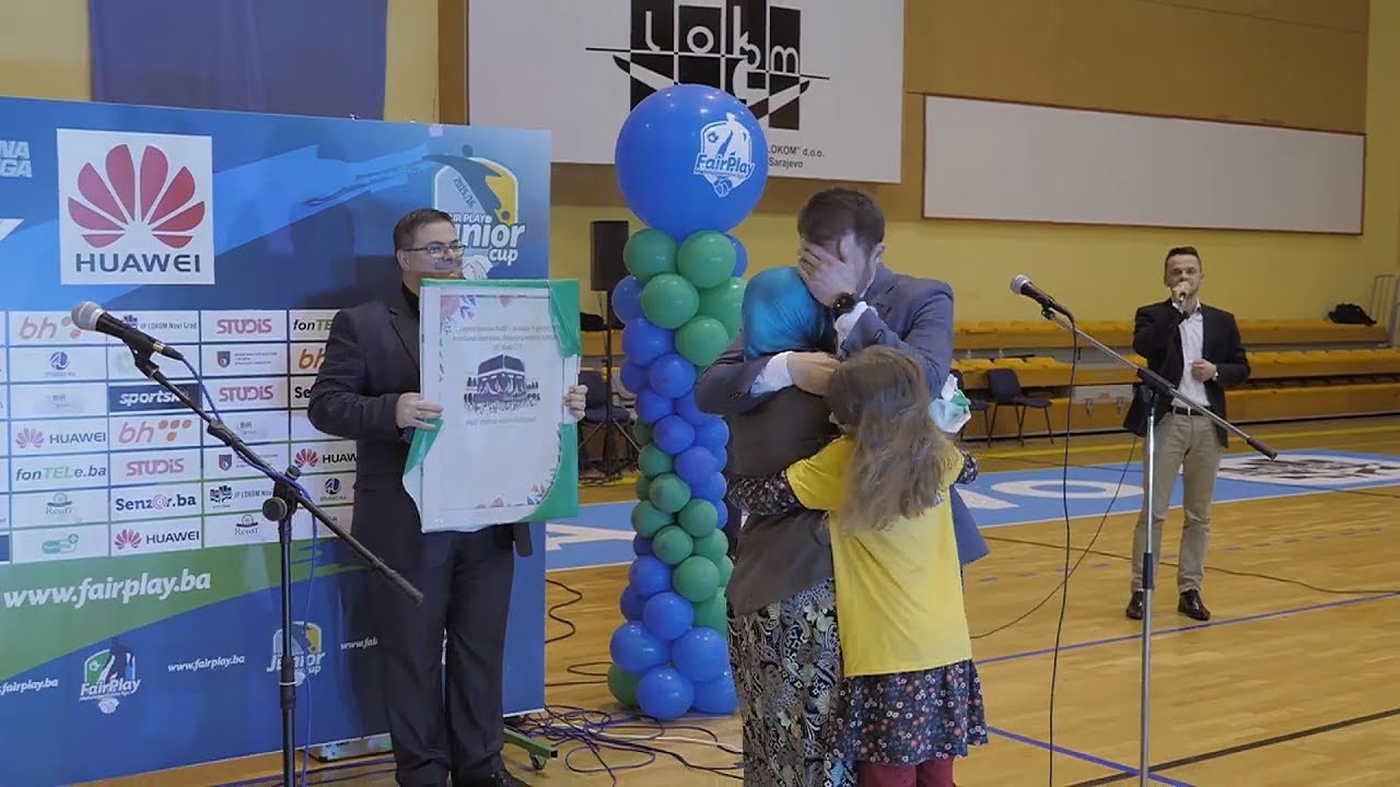 Heroji među nama ( EMOTIVNO ) - Poklon Hadždž 2019