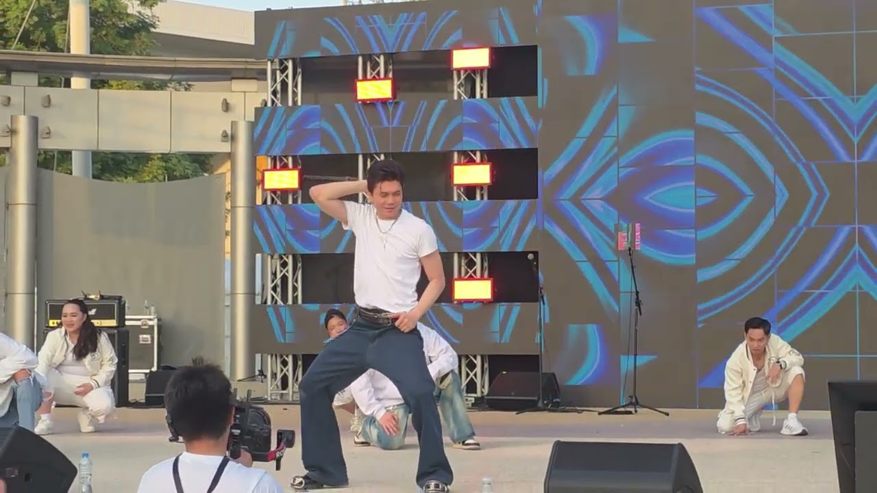 VHONG NAVARRO SA BARRIO FIESTA ДУБАЙ 2026 @VhongNavarroX44