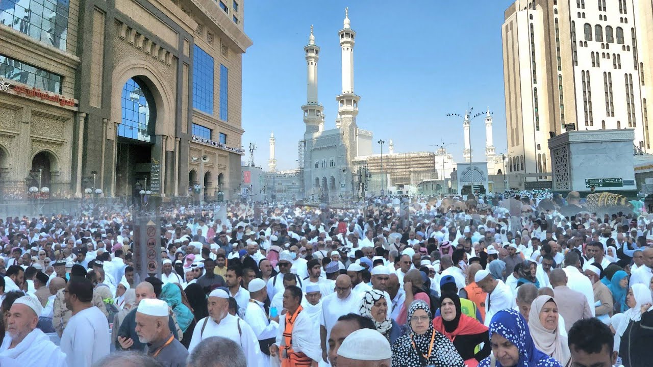 زحمة يوم الجمعة في المسجد الحرام وأجواء جميلة في مكة 