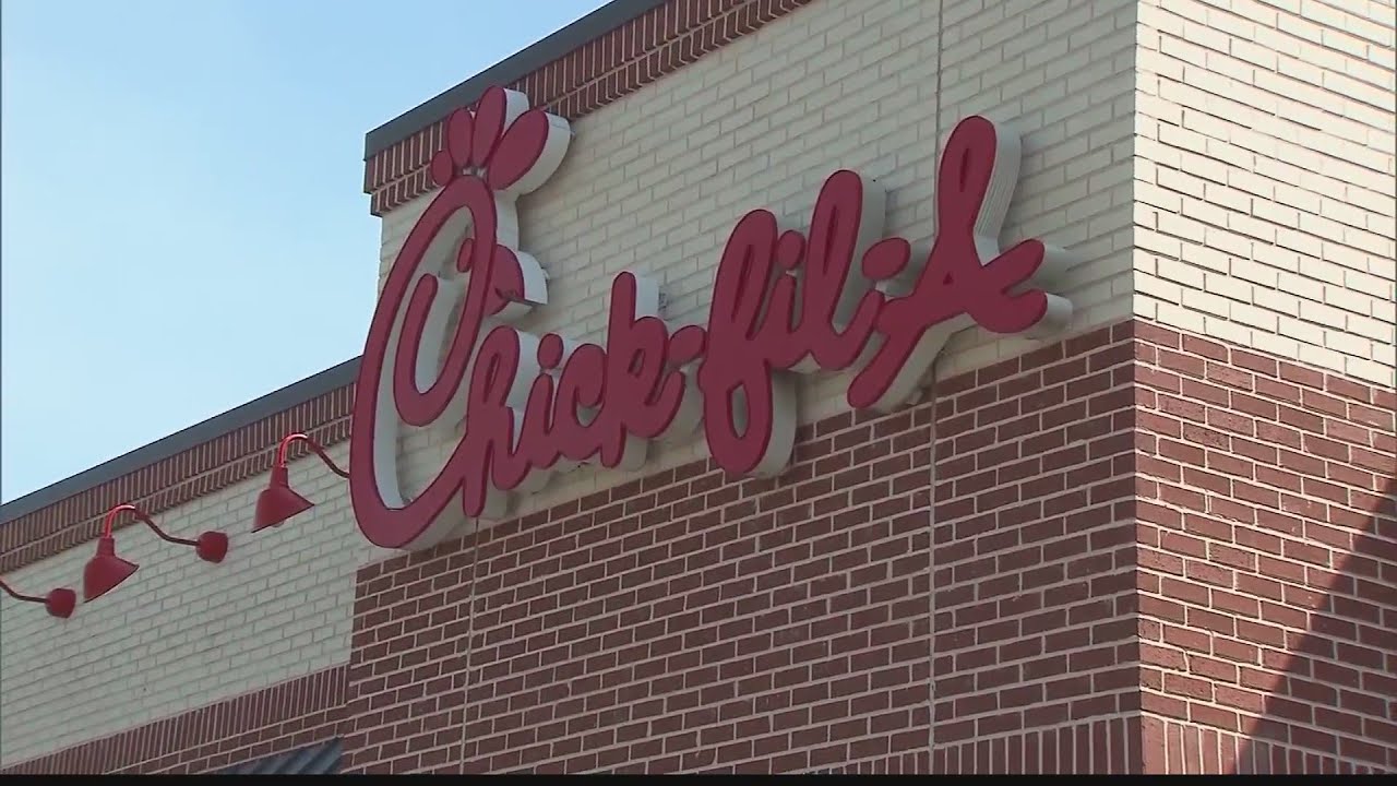 chik fil a offers food for essential workers