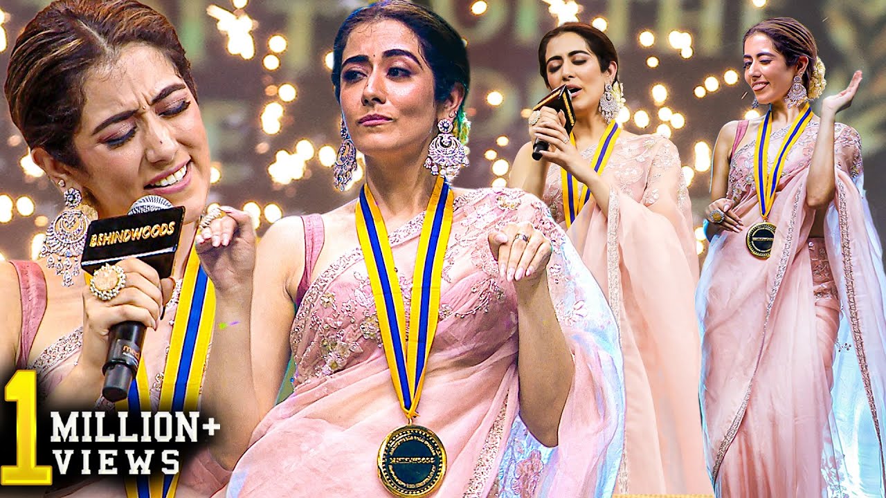 Fascinating Beauty Jonita Kills Us by Her Voice🤩Sings Vaseegara LIVE🥰 Shakes Hip For Private Party😍