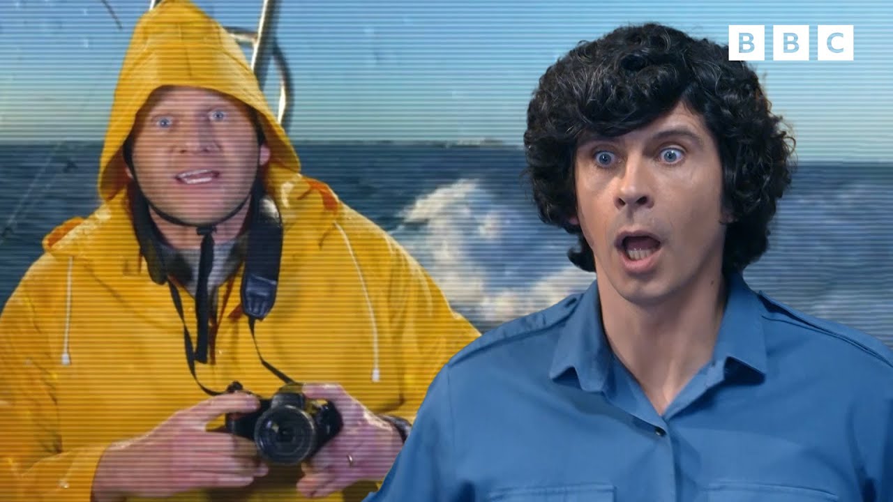 The Perfect Picture of a Blue Whale 🐋 | Andy's Amazing Adventures