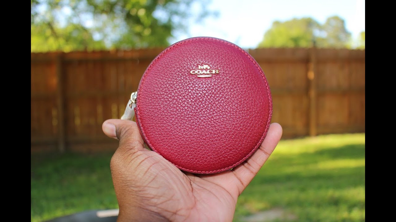 COACH ROUND LEATHER COIN CASE