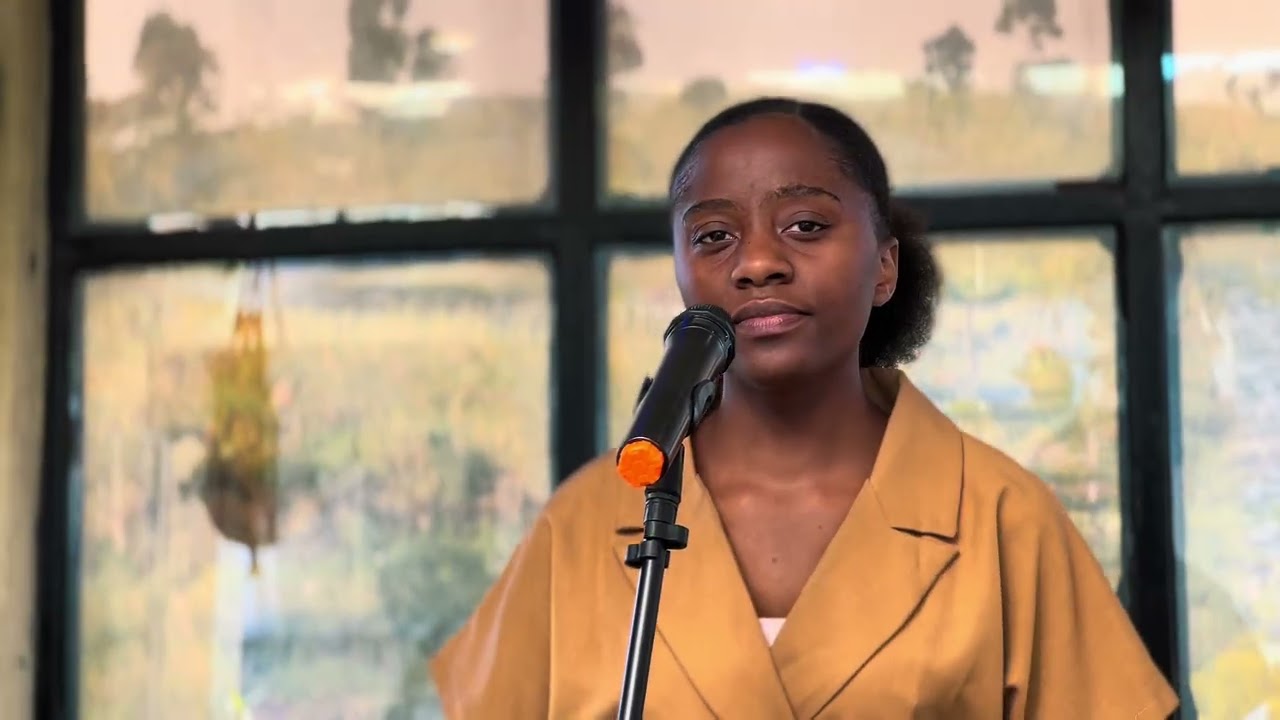 Dieu n'agit pas - Tintini sidi covered by Tabitha Maheshe 