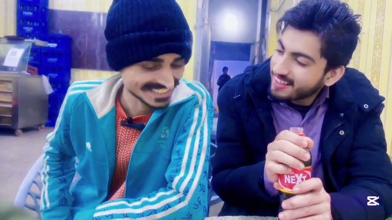 Kya yar ye larty rahty hen// mery bolne sy b nai baz aty#shahbazkhn