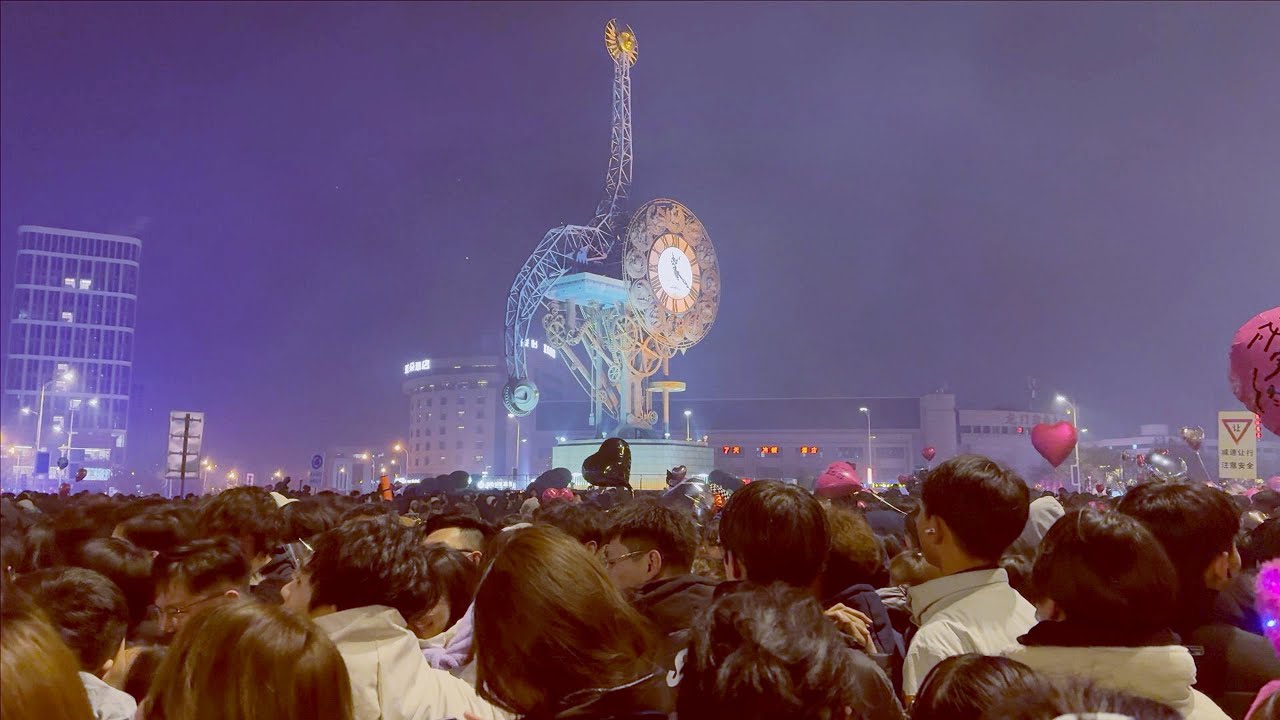 天津世纪钟跨年夜漫步 | 晚上 | 城市氛围 4K HDR