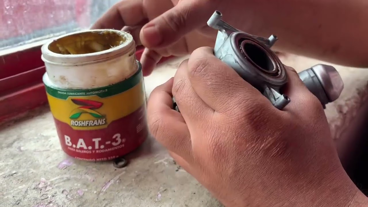 Juego en tu volante ? Quítalo tú mismo así bien explicado  paso a paso