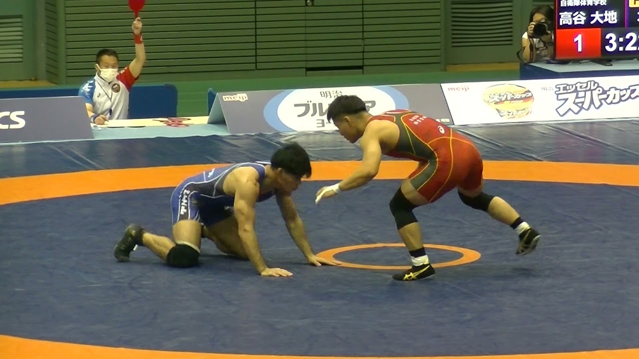 2021年天皇杯レスリング全日本選手権大会【男子フリースタイル74kg級・決勝】高谷大地（赤＝自衛隊）○［7-2］●木下貴輪（クリナップ）
