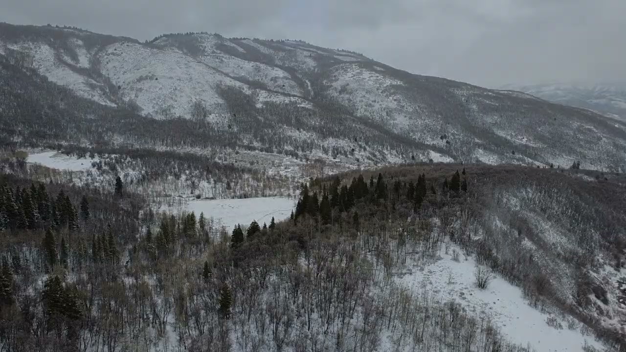 Last snowshoeing hike near Snowbasin Resort on the Sardine Loop trail and the Ogden Canyon Overlook