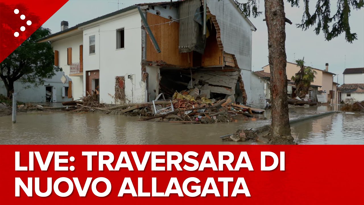 LIVE Maltempo in Romagna, nuova rottura argine a Traversara: diretta video