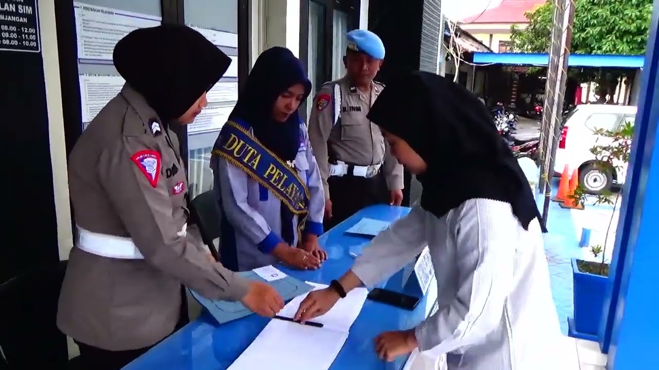 VIDEO MEKANISME PERMOHONAN SIM DI SATPAS POLRES TRENGGALEK