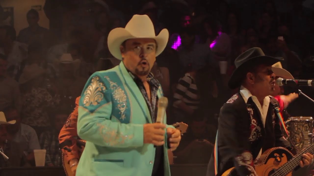 Los Traileros del Norte Ft Juan Garcia , Artemio Peña - La Bonga - 35 Aniv Vol 2 ( Video Oficial )