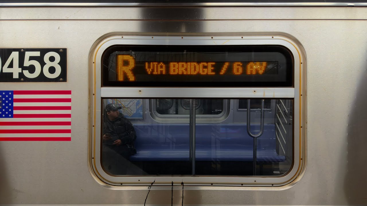 Quick R160 (R) train ride via 53rd Street from Court Square to Queens Plaza