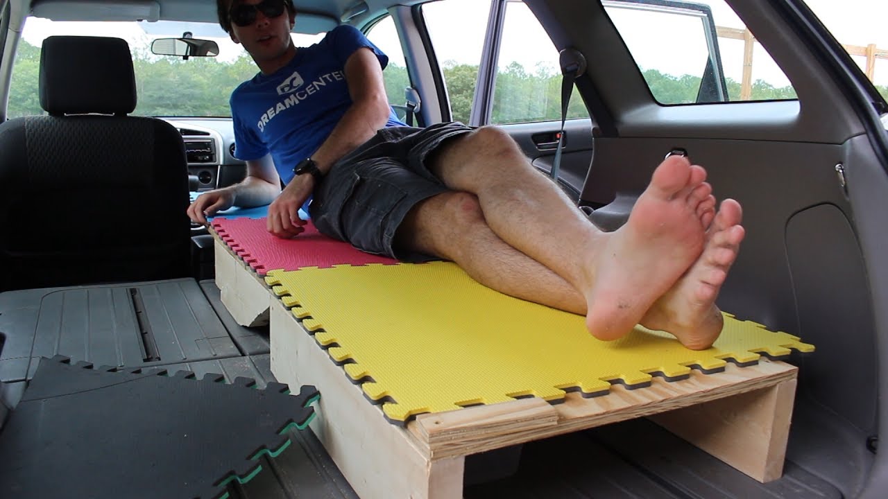 Adventure Diary PRESHOW - One - Building a bed