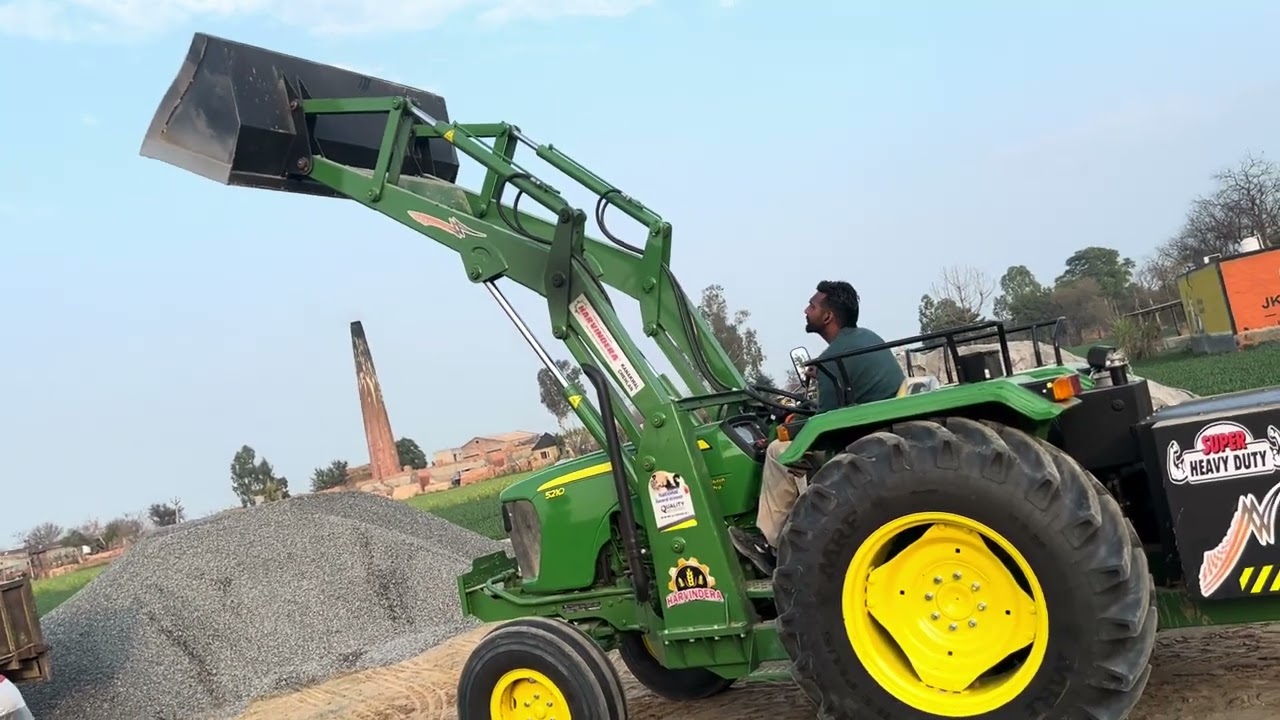 ਲ਼ਓ ਜੀ ਆਪਾਂ ਇੱਕ ਲੋਡਰ ਹੋਰ ਵਨਵਾ ਲਿਆ ਜੇਕਰ ਕੋਈ ਕੰਮ ਹਲੇ ਤਾਂ ਦੱਸੀਆ ਕਰੋ ਤੇ ਵੀਡੀਓ ਸੇਅਰ ਕਰਦੋ