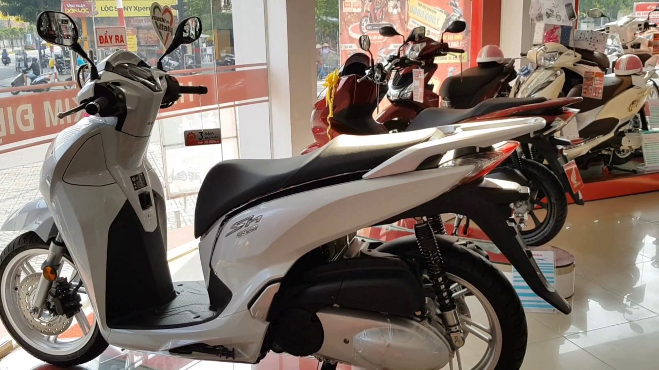 Honda SH 150i white color Italia version, ABS brake with smartkey