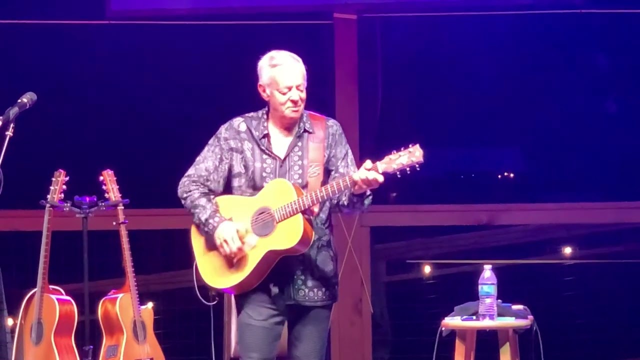 Beatles Medley, Classical Gas, Tommy Emmanuel at the Coves Ampitheater