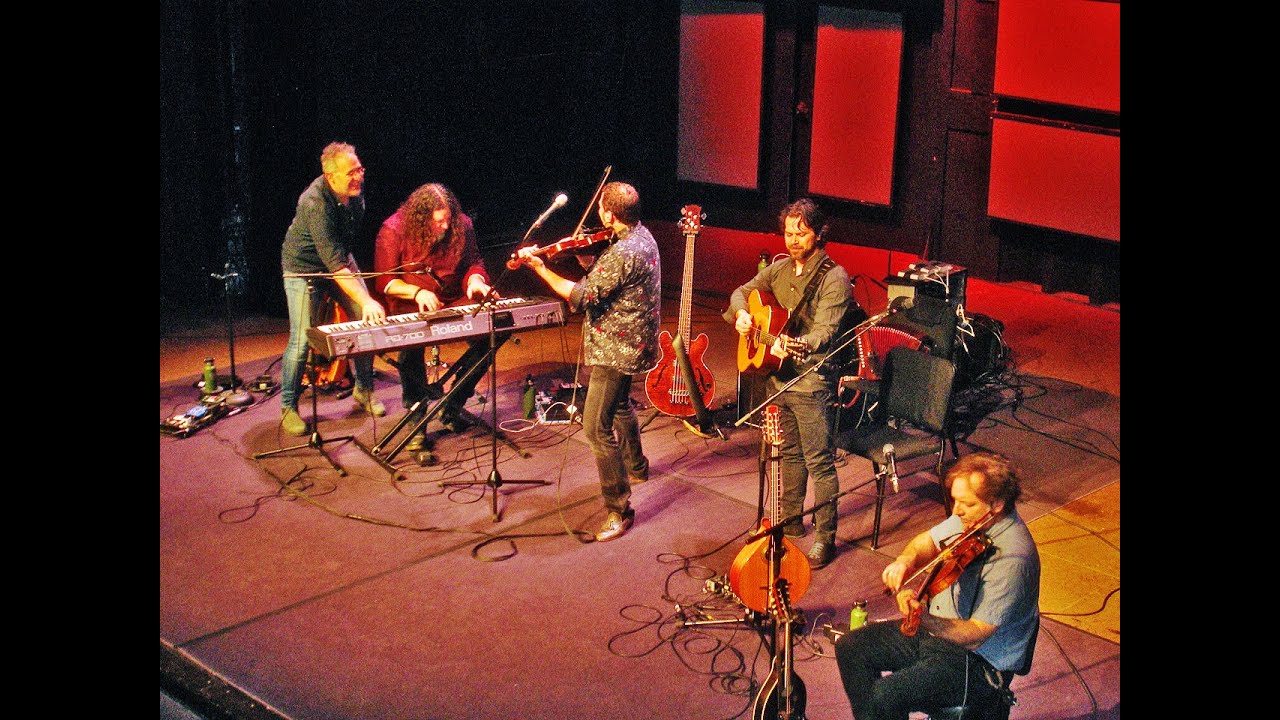 Le Vent du Nord on 21 Feb 2024 at The John G. Shedd Institute for the Arts in Eugene, Or. SDV 2347
