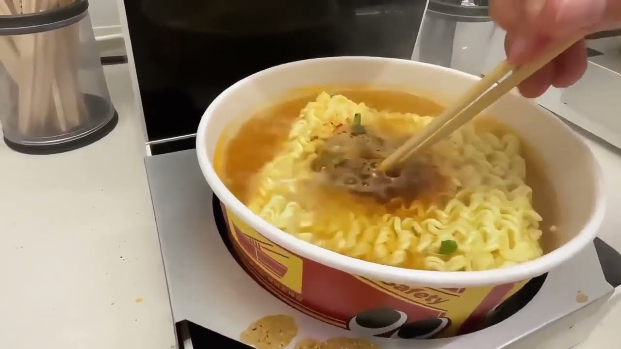 Новая Мекка для офисных работников по дороге домой: беспилотная раменная на станции Каннам