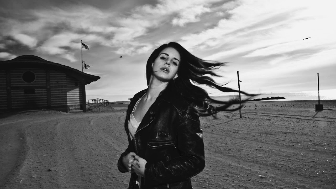 Lana Del Rey - Money Power Glory (Empty Arena)