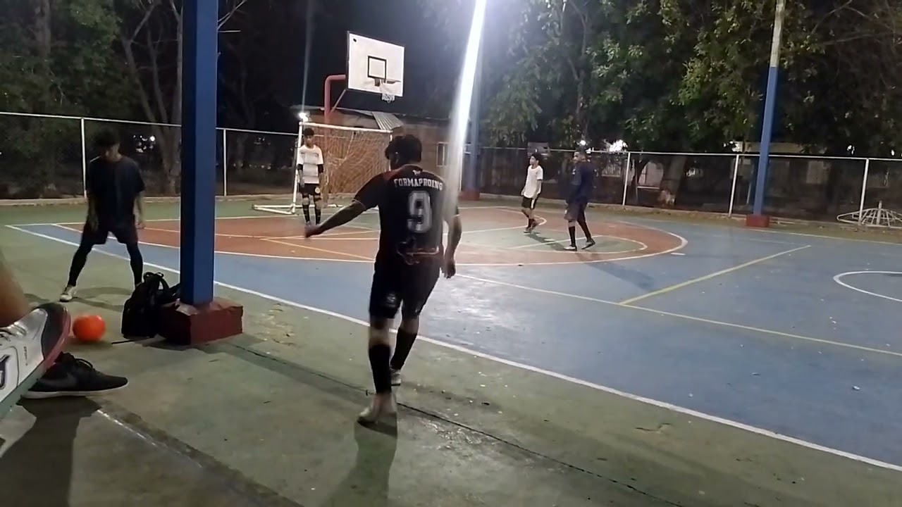PRIMER TIEMPO Bleessed (4) - (5) la banda de Cali CATEGORÍA SUB18 2 JUGADORES LIBRES ⚽🏆