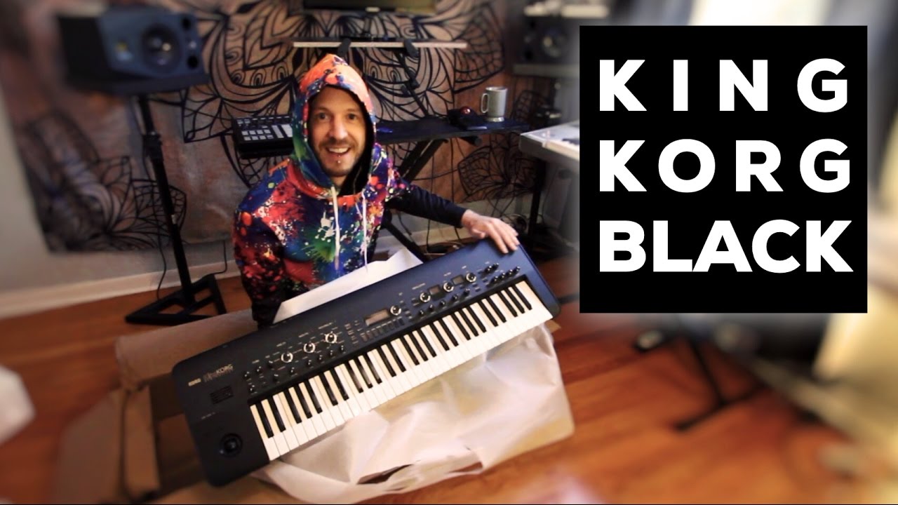 King Korg Black Unboxing And Playing