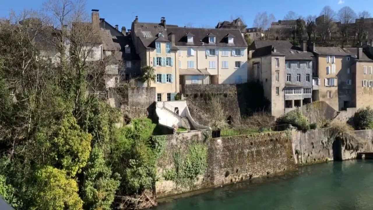 « Tous les chemins mènent à vous » à Oloron Sainte Marie dans les Pyrénées Atlantiques