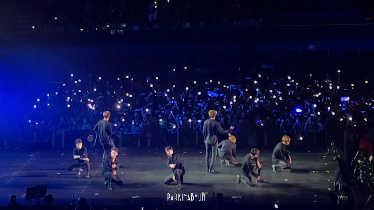 170428 EXO'rDIUM in LA - White Noise