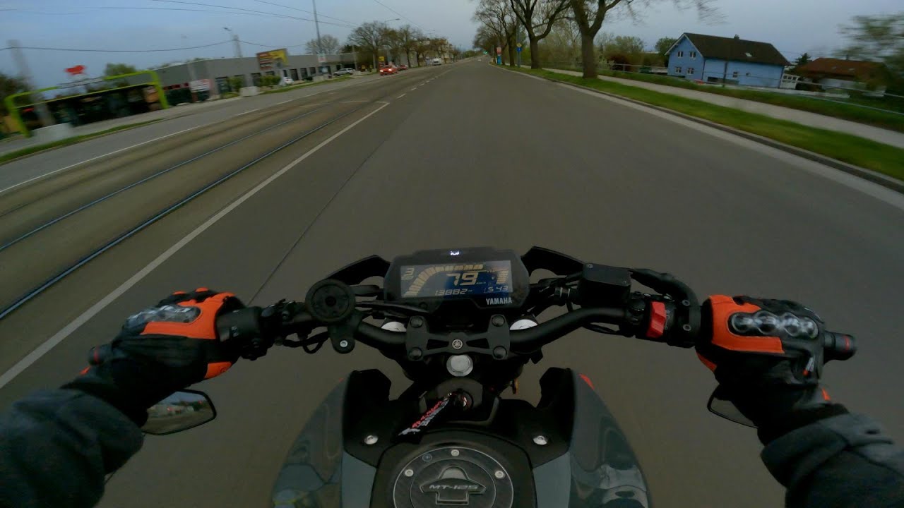 🏍️💨💨 Fast Ride around Vienna | Yamaha MT-125 |  Exhaust Sound Only  [4K]