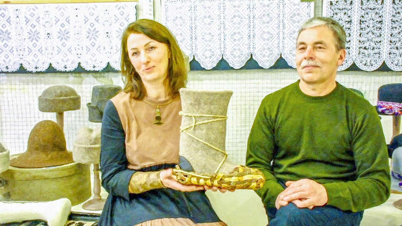 Alės ir Kęstučio Deksnių iš Rokiškio pasakojimas apie savo kūrybą tradicine veltinio technika