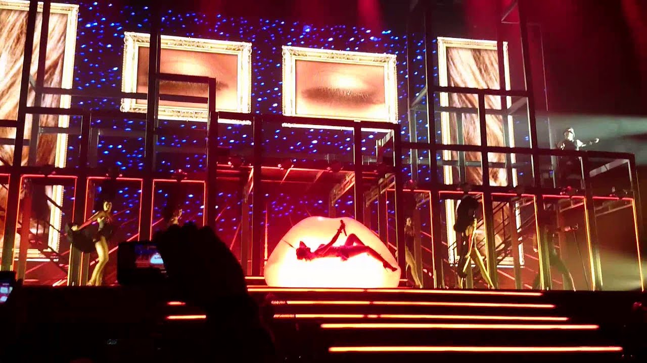 KYLIE: KISS ME ONCE TOUR PRAGUE OPENING