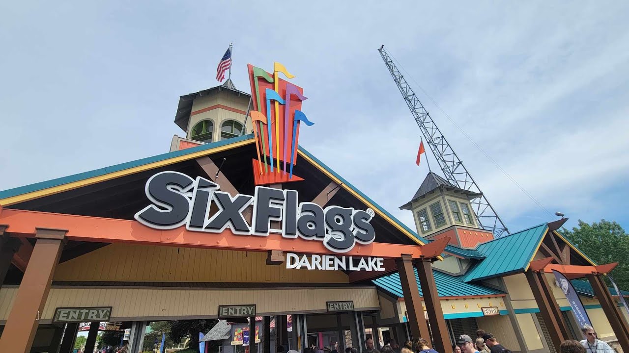 A visit to Six Flags Darien lake