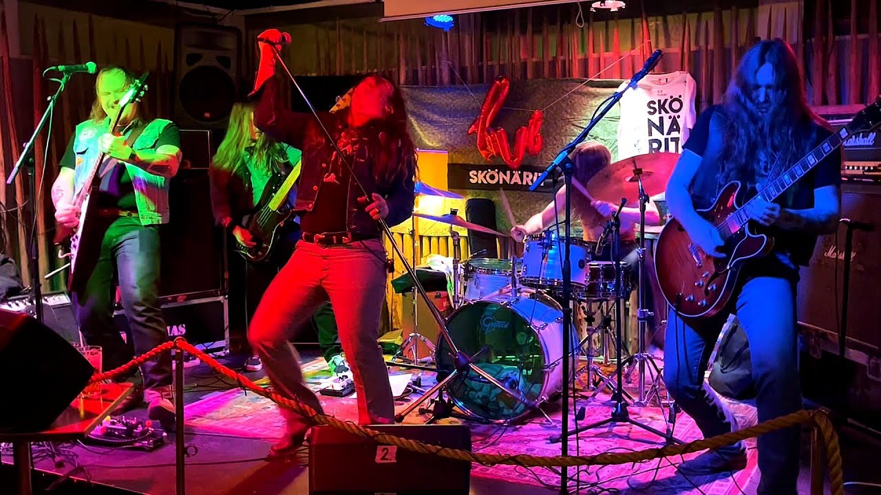 Rokets LIVE Aallonmurtajassa - Destroyer
