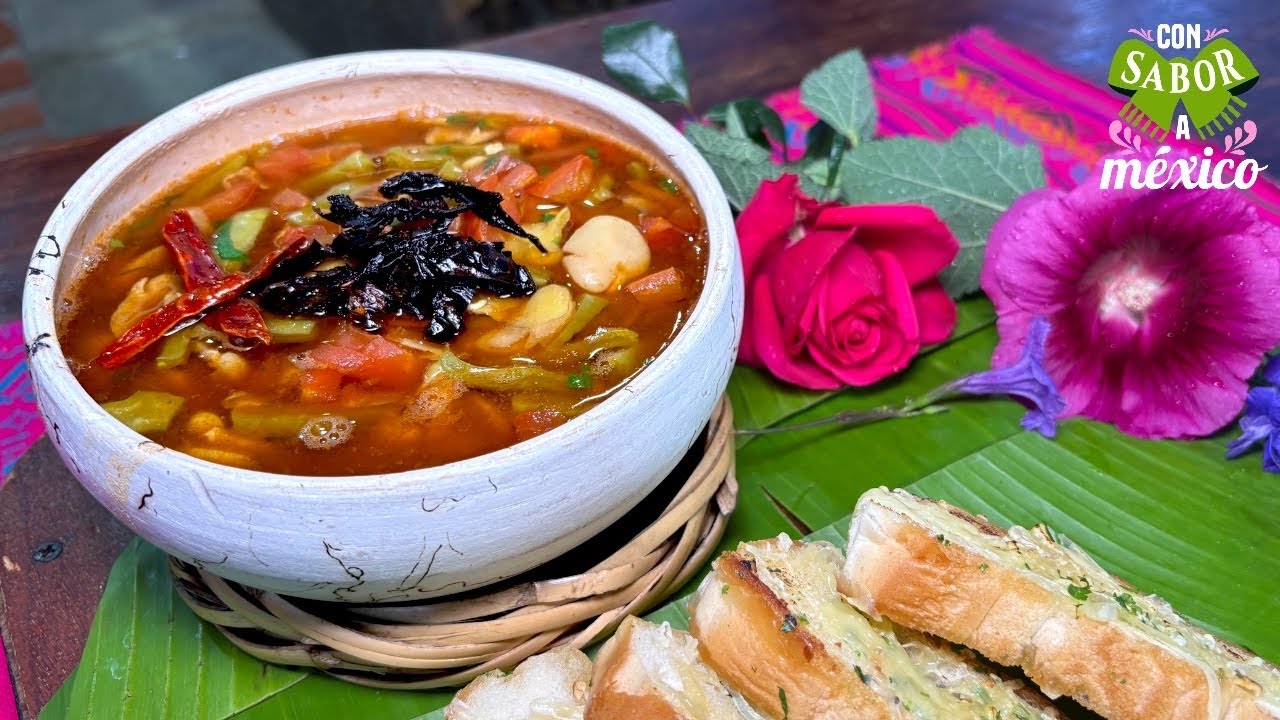 Una Manera Diferente y Deliciosa de Preparar Caldo de Habas