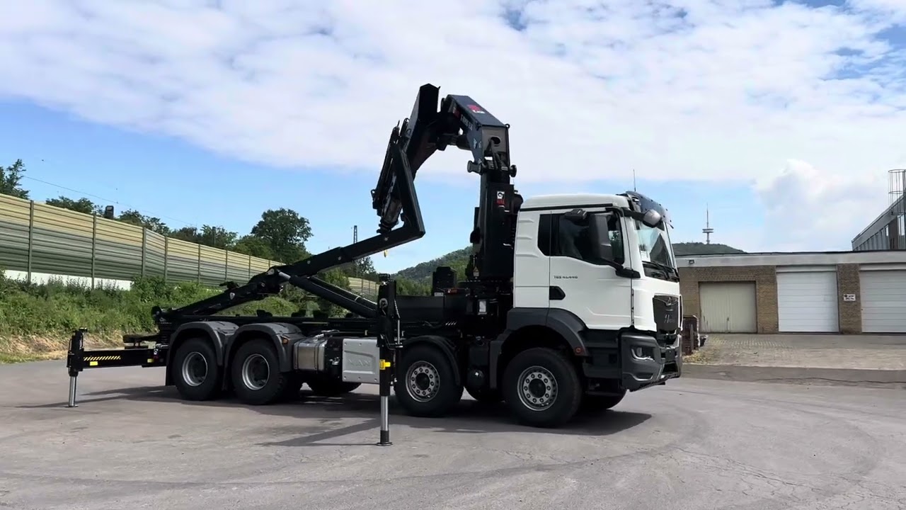 MAN TGS 41.440 BB 8x4 HD Truck Solutions Abrollkipper Multilift 25 S 56 Kran Hiab 658-6