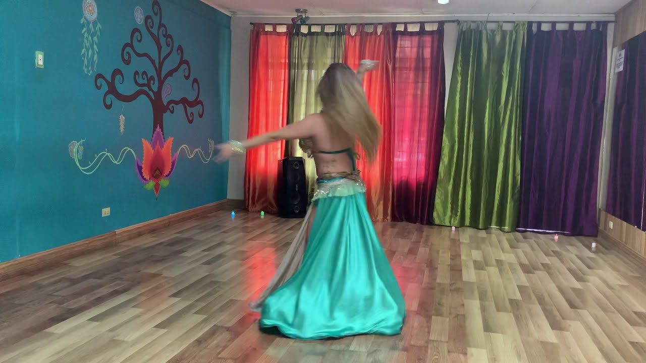 ♥️KHEDNI HABIBI- Magida Al Roumi Belly dance ♥️  by Laura Nova
