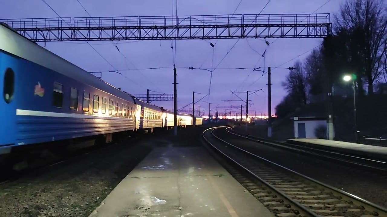 Тэп70бс-113 и Чс4т-542 следуют по о.п.Стооичный