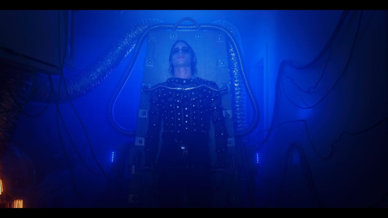 Leo Lauren – Supernormal (Official Music Video)