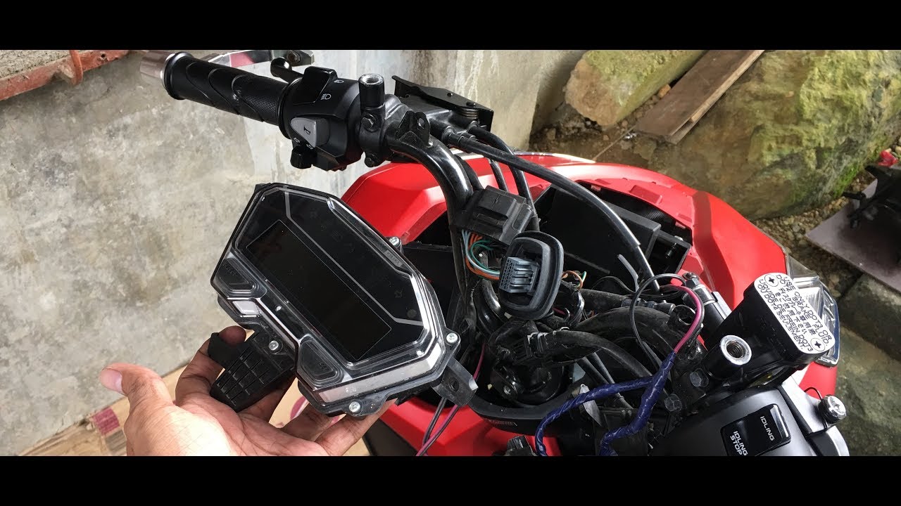 Honda Click 125i/150i 2018 Head Cover Removal