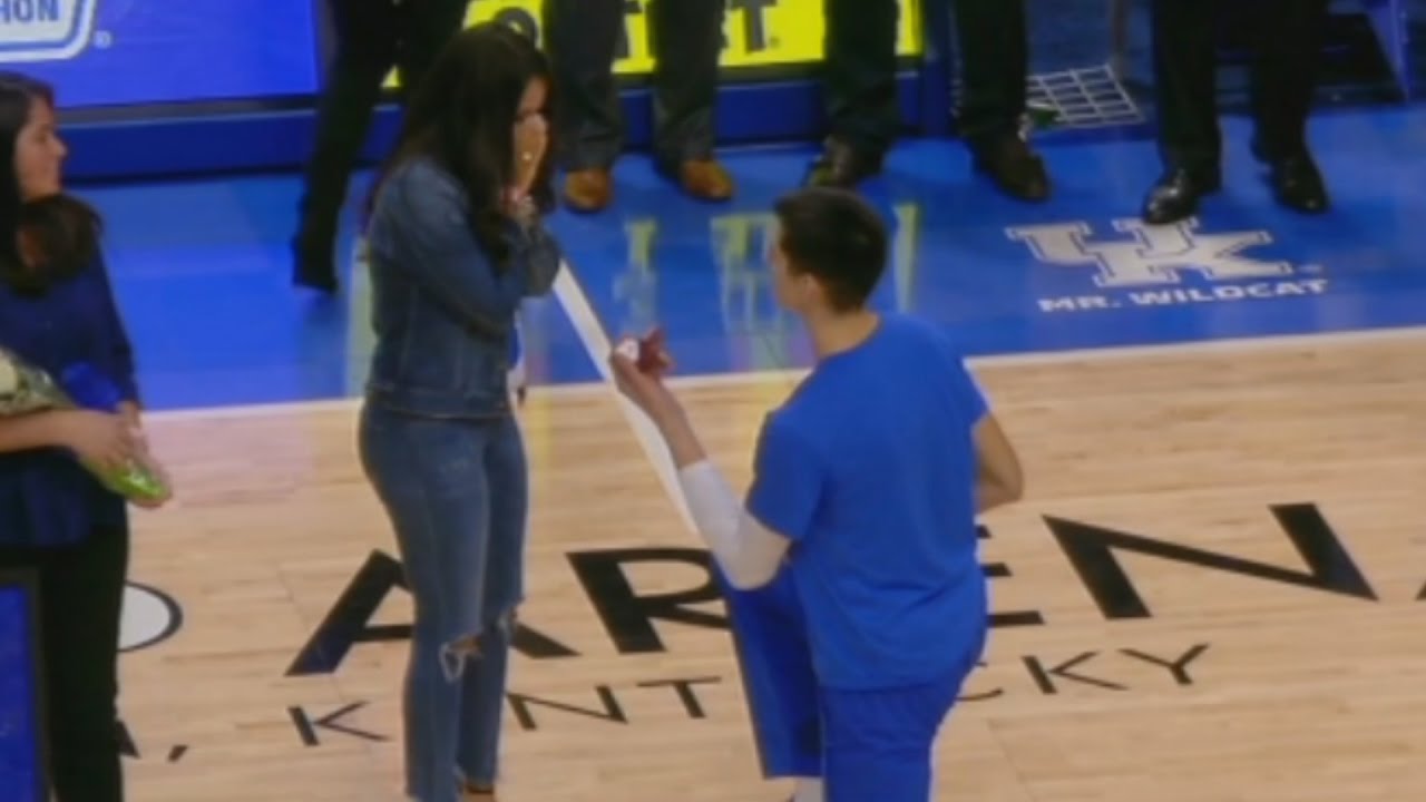 Kentucky's Derek Willis Proposes On Senior Night | CampusInsiders