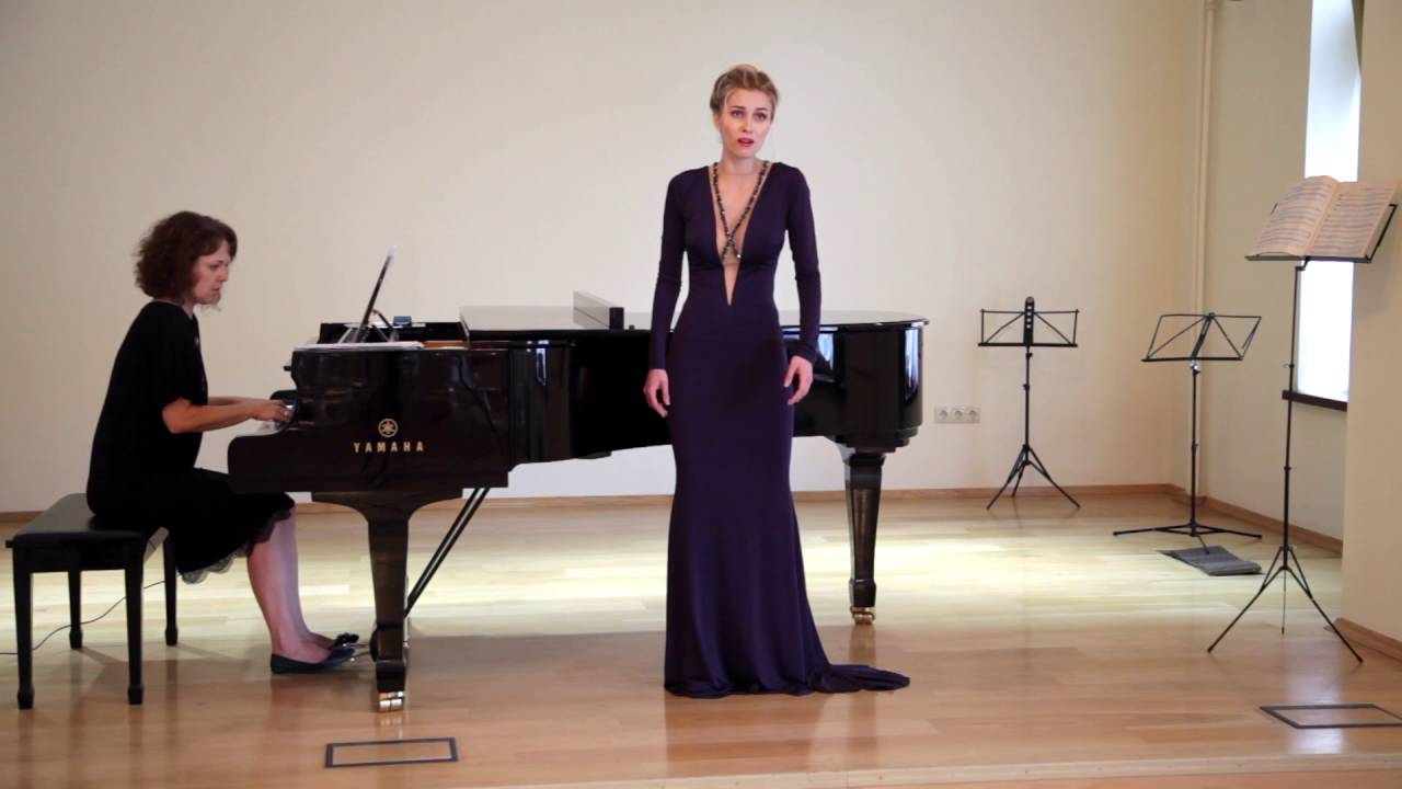 Alexandra Kalinkina Song to the Moon (Rusalka) - Antonin Dvorak , piano Ludmila Burova