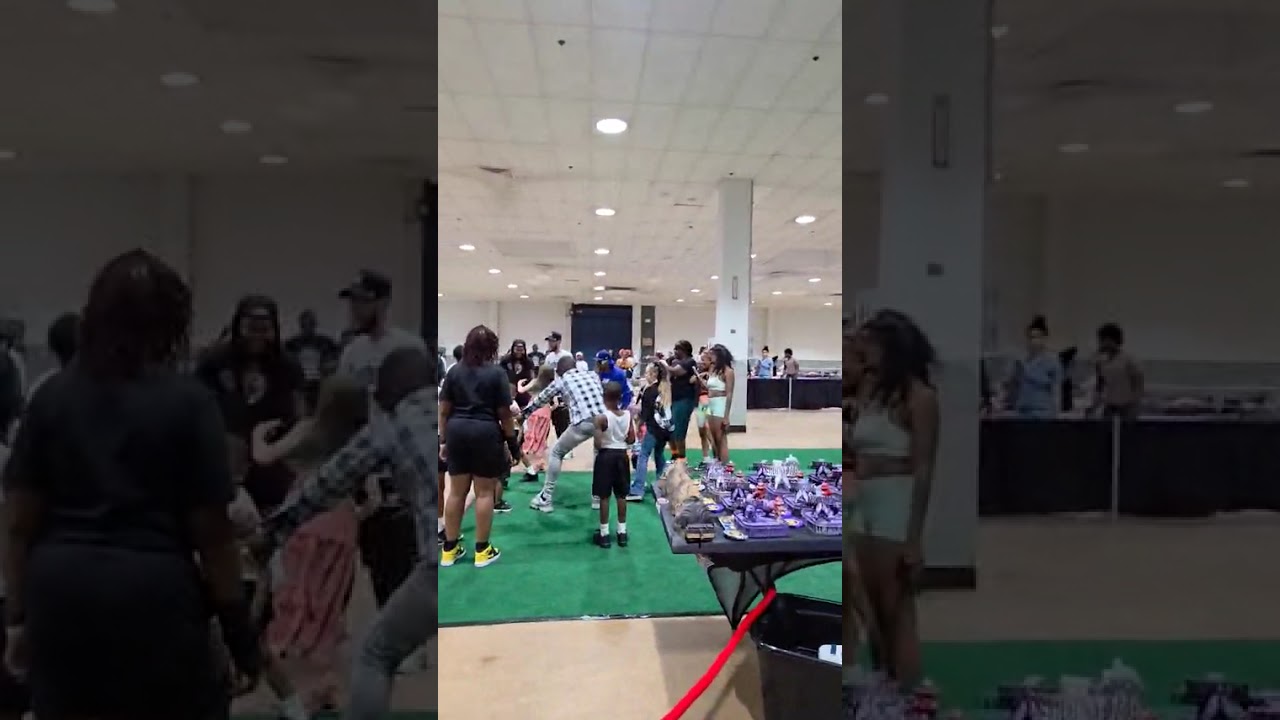 Kids like to have fun at dog shows 