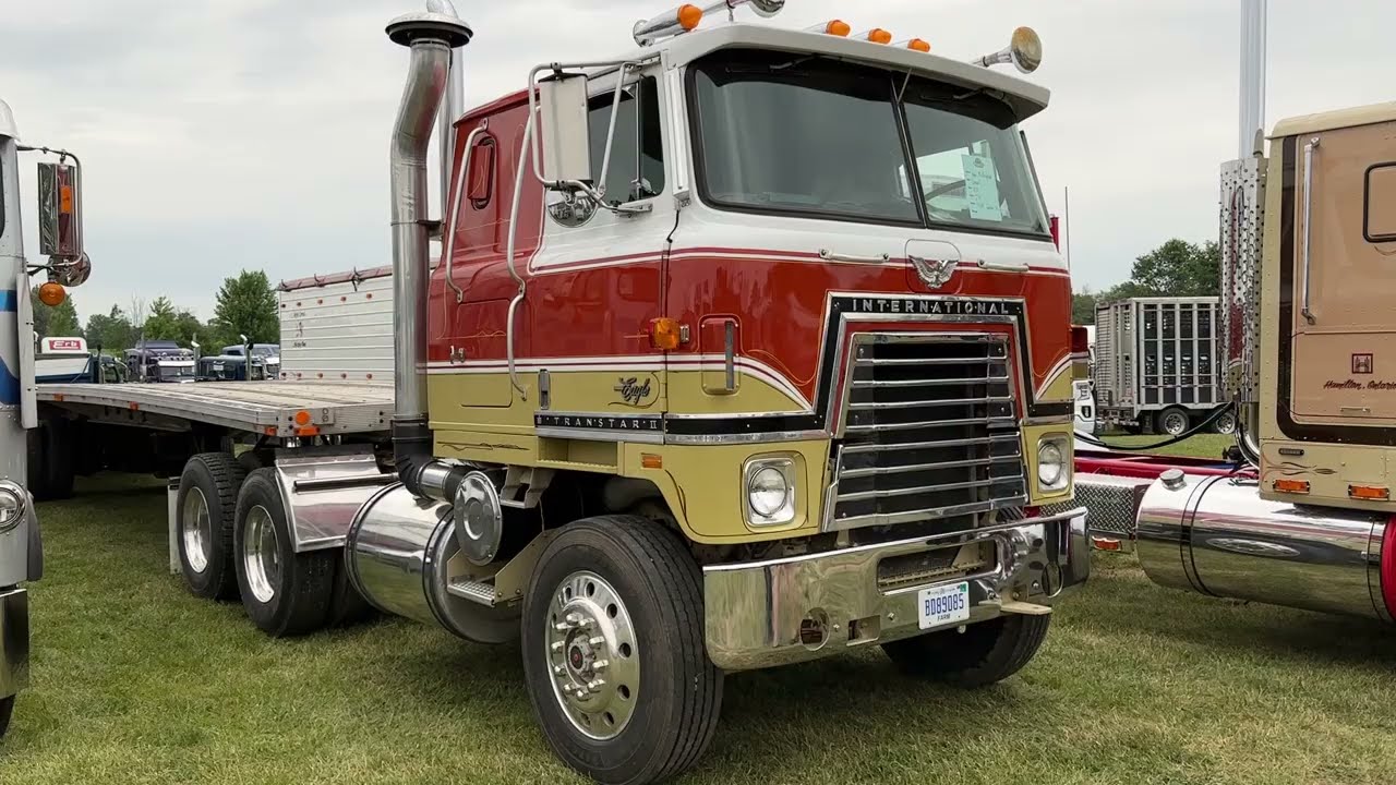 1978 International 4070B Transtar II Cabover Truck