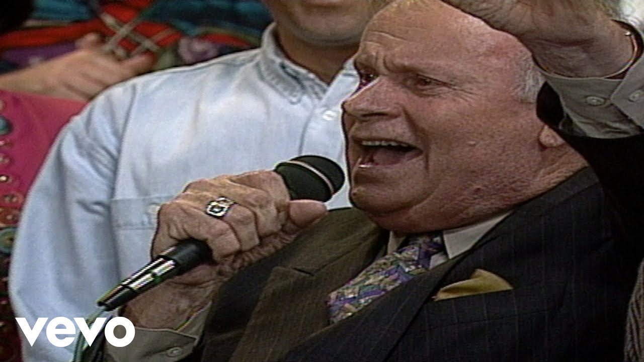Bill & Gloria Gaither - We Shall See Jesus [Live] ft. The Cathedrals