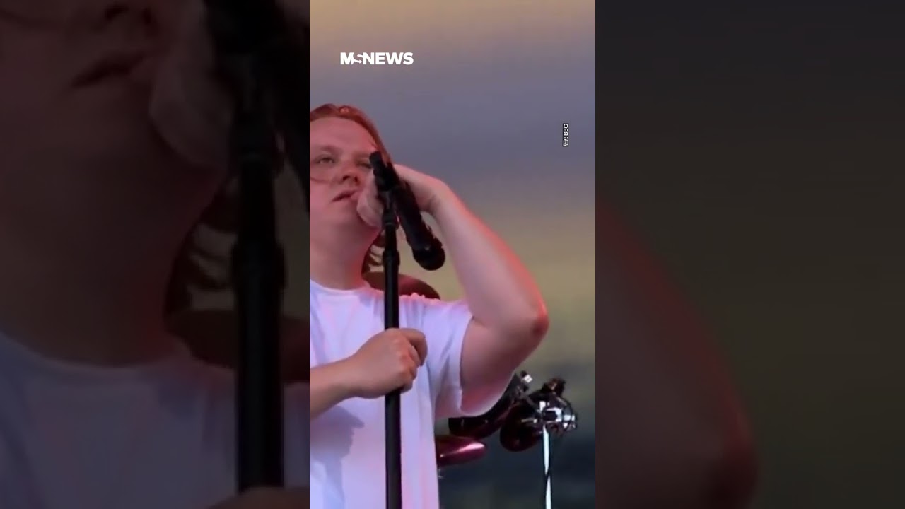 Crowd Sings Lewis Capaldi's Song When His Tourette's Tics Acts Up
