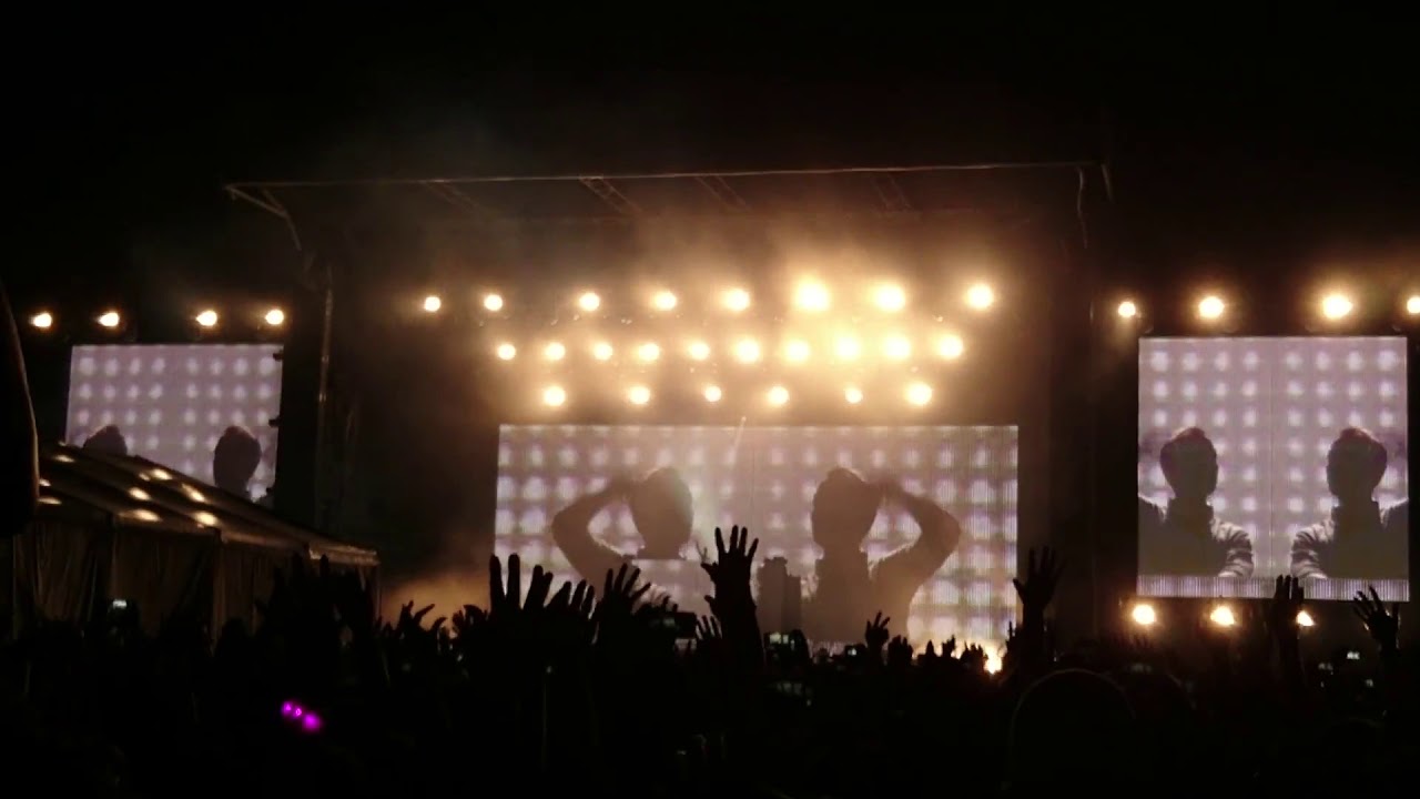 Avicii - Hey Brother (Live @ Japan Tour 2016 QVC Marine Field) #3