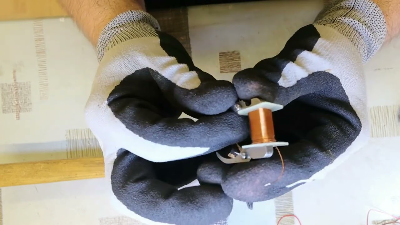 Märklin Feldmagnet neu wickeln da Drähtchen abgebrochen