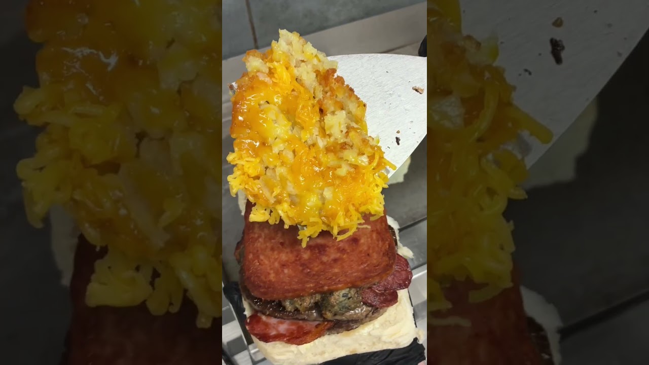 &pound;9.50 breakfast BURGER! 😳