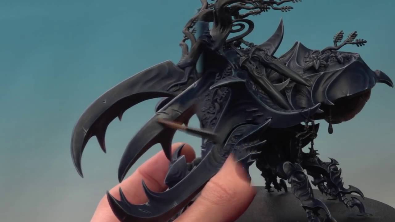 C&oacute;mo Pintar a  Alarielle the Everqueen