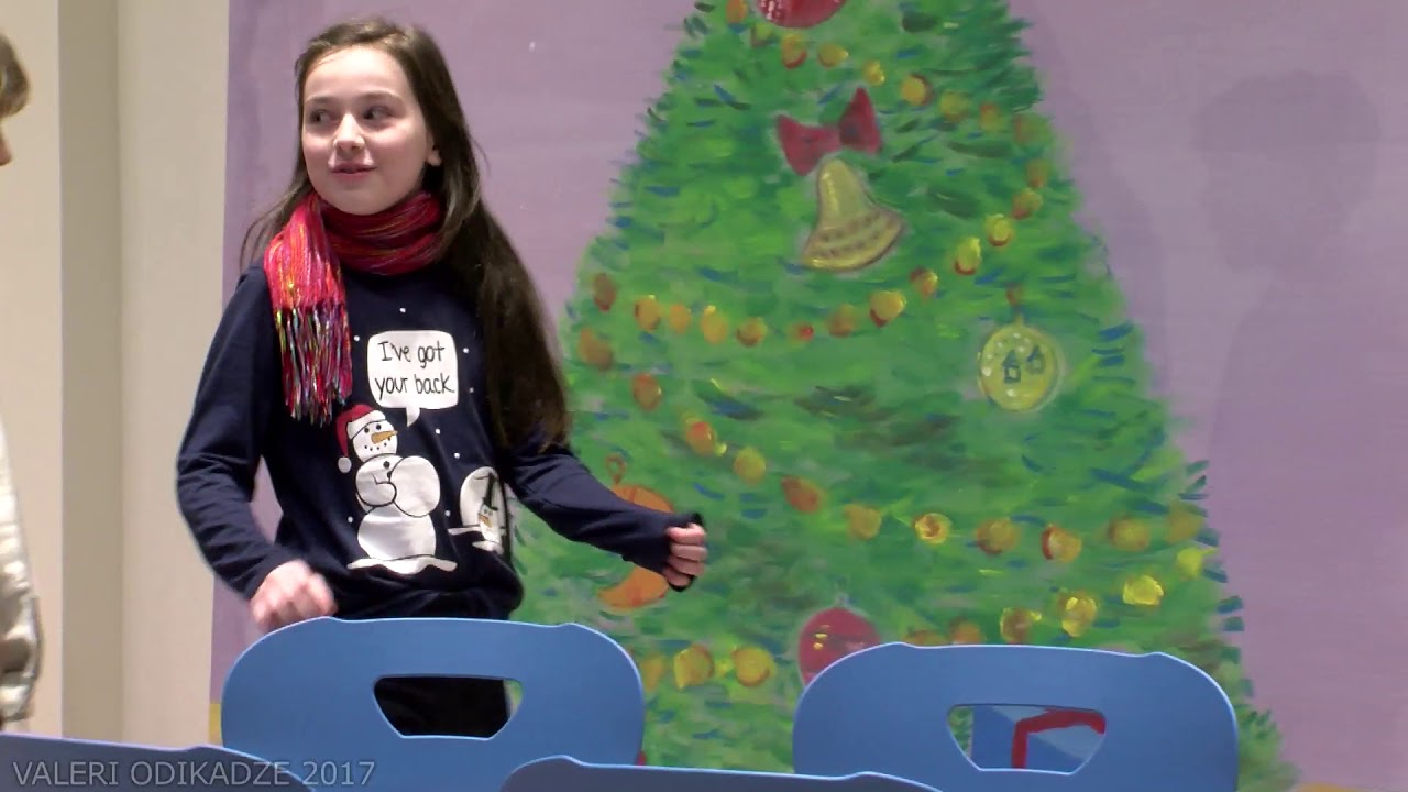 Aufführung der Theater-AG: "Die faulen Weihnachtsmänner" im Dezember 2017